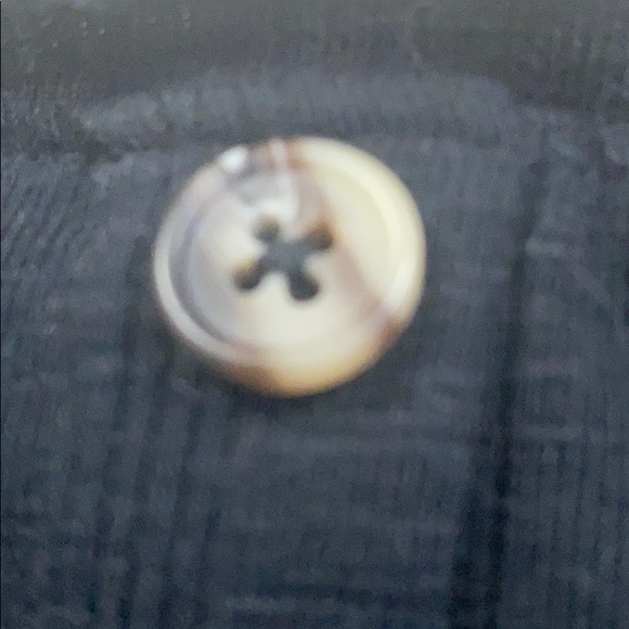 Black button down tank - Picture 2 of 3